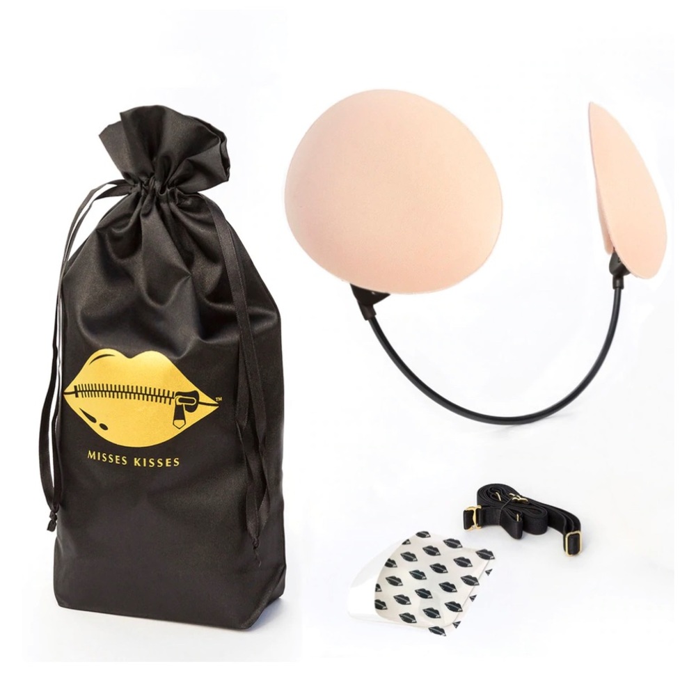 Misses Kisses Moderate Plunge Bra - D pads